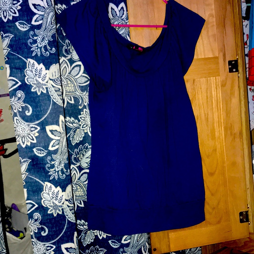 Woman’s dress shirt